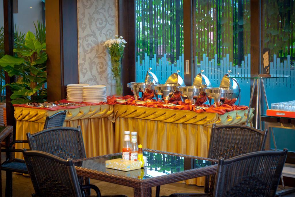 Lani Chiang Mai Hotel Luaran gambar